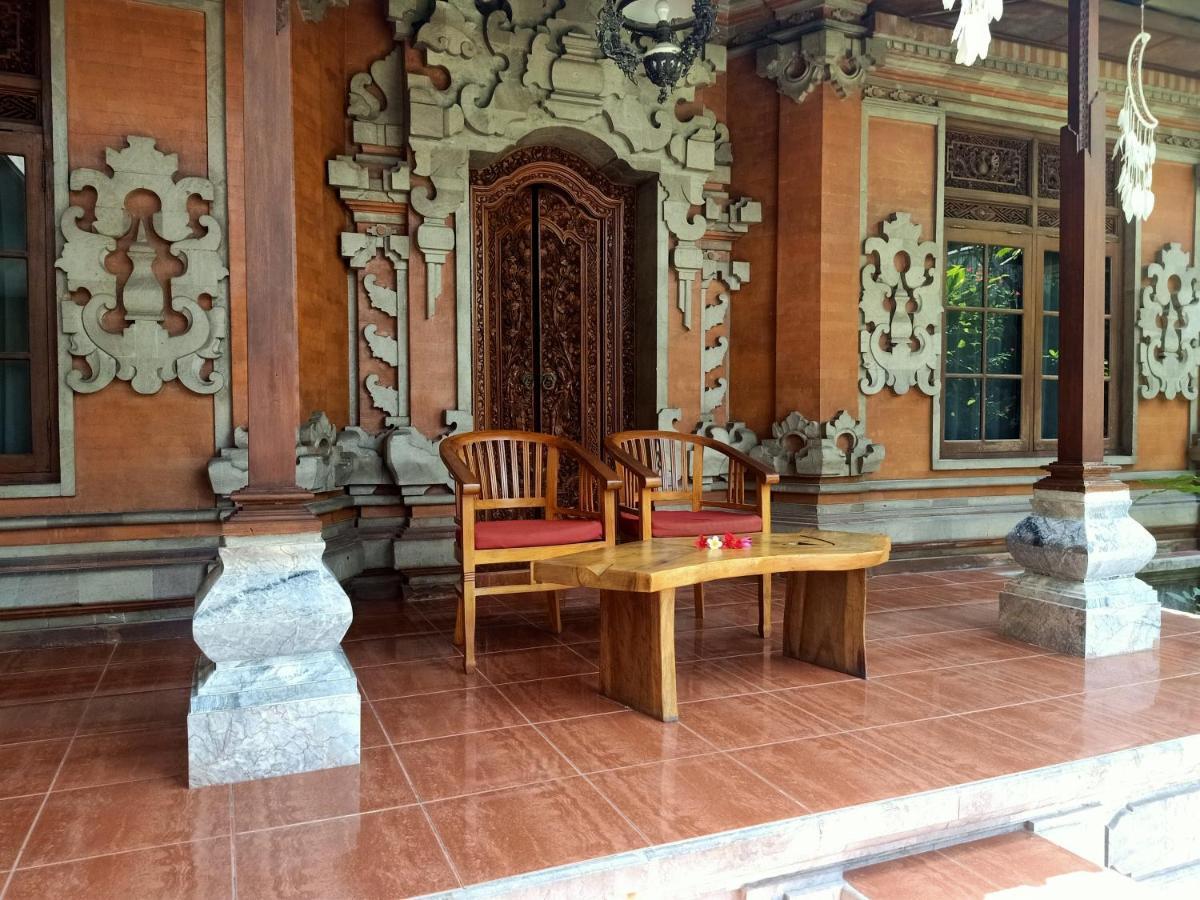 Ngetis * Sanur